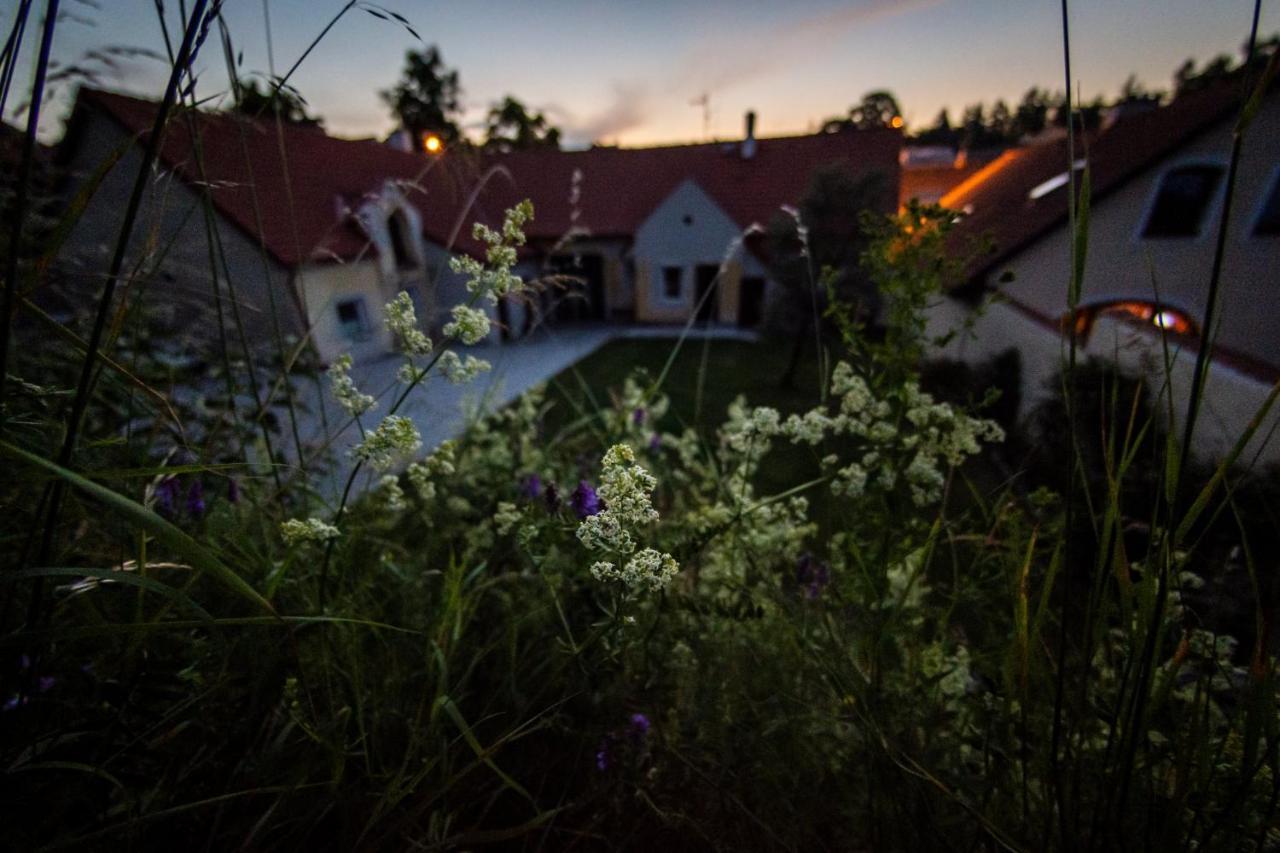 Nezarka 59 * Jindřichův Hradec